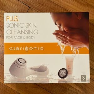 Clarisonic Plus Sonic skin cleansing for face and body